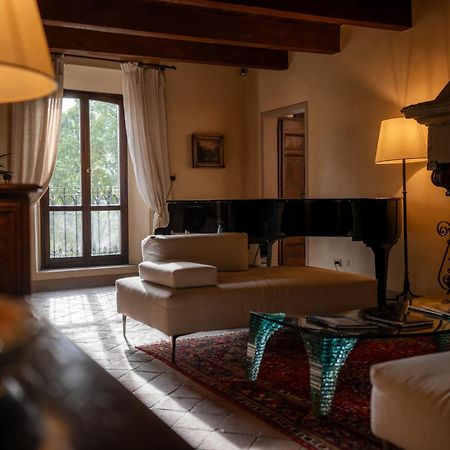 Palazzo Viviani Castello Di Montegridolfo Hotel ภายนอก รูปภาพ